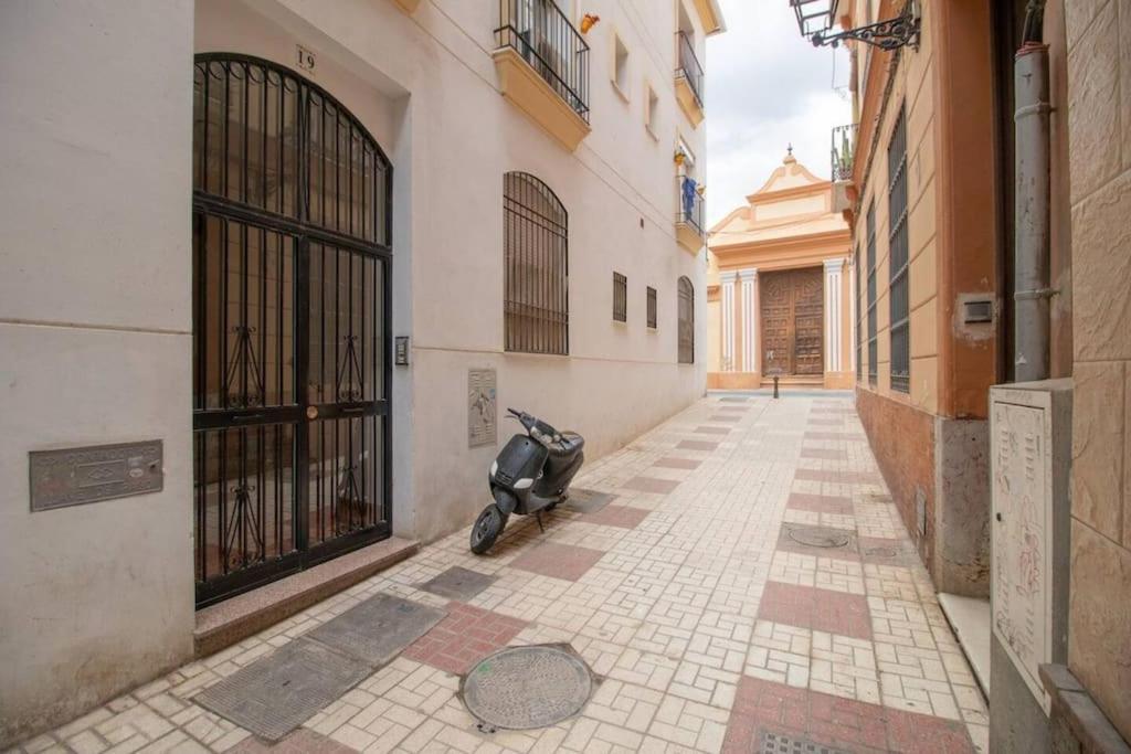 Aceite Duplex En El Centro Historico De Malaga Appartement Buitenkant foto